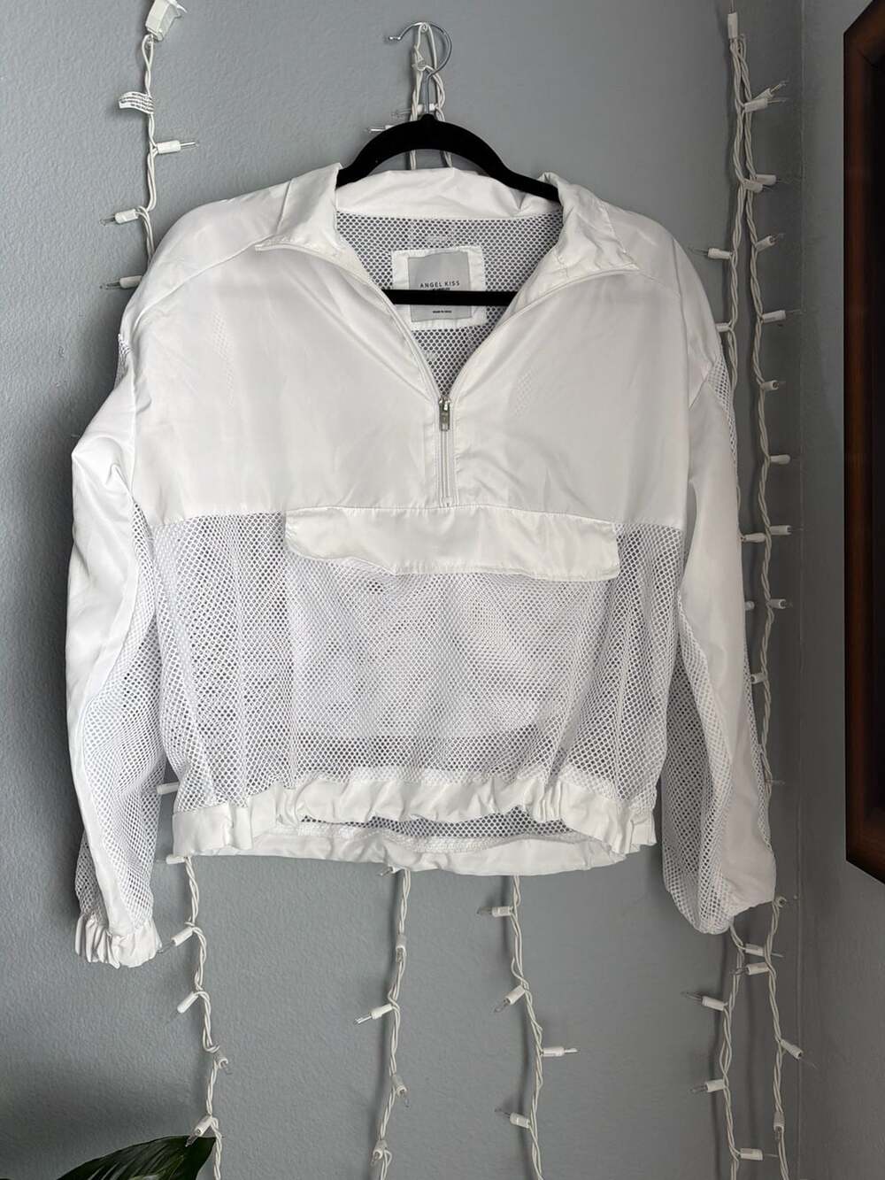 Angel Kiss White Mesh Quarter-Zip Lightweight Windbreaker Jacket